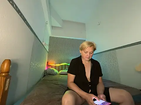 Svetlysvet online show from July 9, 2026, 4:57 am