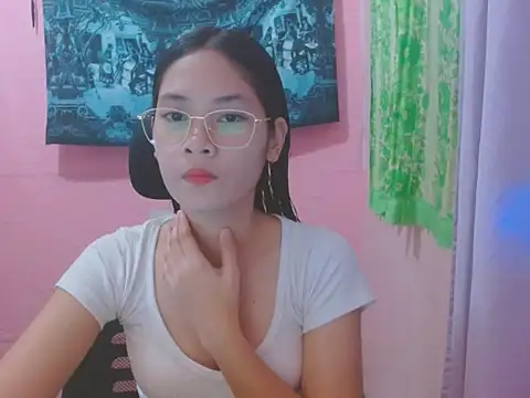 Sweetsexylady19 online show from July 3, 2026, 4:52 am