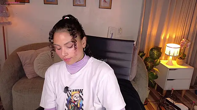 Snapshot of Marivimichel_s chatting on April 21, 2026, 10:11 am Marivimichel s online show from April 21, 2026, 10:11 am