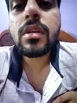 rahul02sharma05 online show from May 5, 2026, 3:59 pm