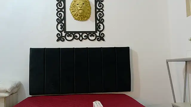 Snapshot of LunayDream chatting on June 8, 2026, 11:33 am LunayDream online show from June 8, 2026, 11:33 am