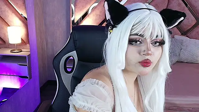Snapshot of lya_nekko_ chatting on July 9, 2026, 4:57 am lya nekko online show from July 9, 2026, 4:57 am