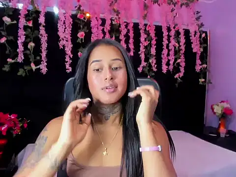 Molly Brunette  online show from April 26, 2026, 12:52 am