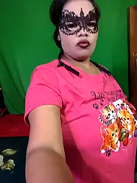 Hot Cupole online show from July 6, 2026, 3:03 pm