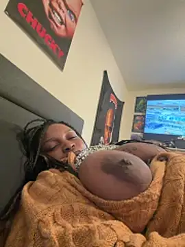 thedarkenchantress online show from April 6, 2026, 11:17 pm