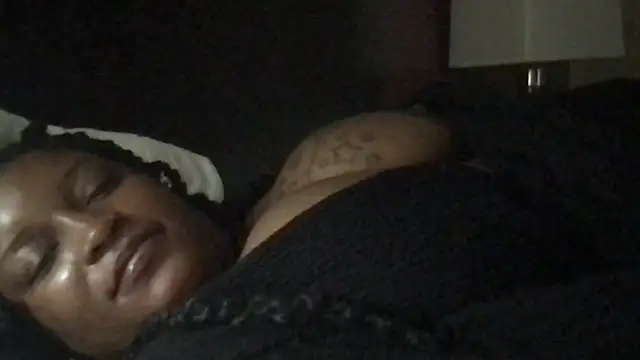 thedarkenchantress online show from November 22, 2025, 6:18 pm