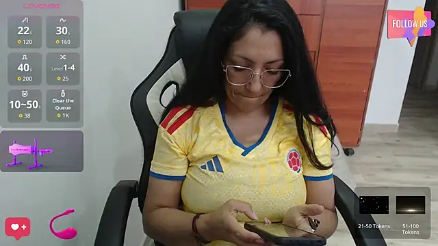 Snapshot of Melissaleehot chatting on July 3, 2026, 10:49 pm Melissaleehot online show from July 3, 2026, 10:49 pm
