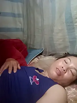 phuongtrinh1 online show from May 26, 2026, 6:28 pm