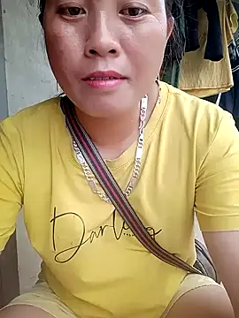 phuongtrinh1 online show from May 25, 2026, 12:32 am