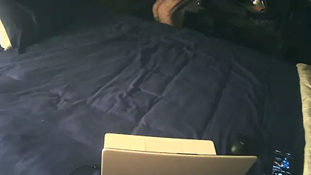 vanessasexydancer online show from April 20, 2026, 6:05 am