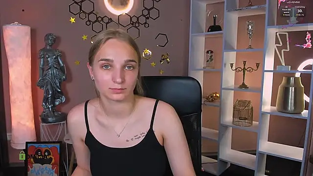 ollivia dream online show from June 5, 2026, 9:15 am
