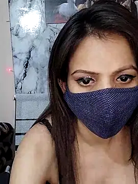 lovelyrosewifey online show from May 18, 2026, 11:26 am
