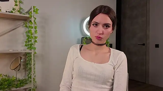 lovergirl4me online show from April 20, 2026, 4:30 pm