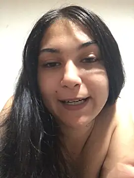 amira1348 online show from July 19, 2026, 6:33 am