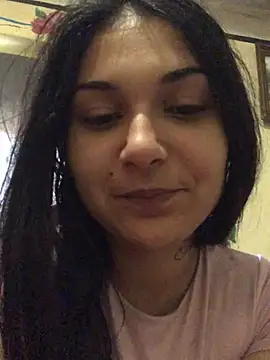 amira1348 online show from June 10, 2026, 7:31 am