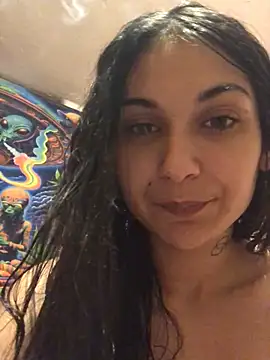 amira1348 online show from June 18, 2026, 8:25 pm