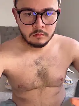 SubBoy bear online show from May 18, 2026, 12:54 pm