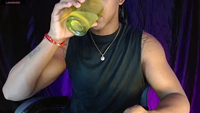 zoriel bigcock online show from May 17, 2026, 6:19 pm