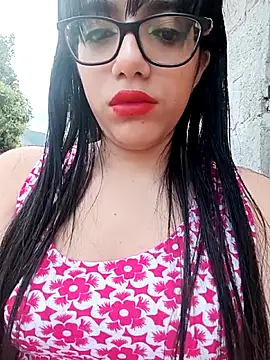 Snapshot of Dayii_sweet chatting on May 20, 2026, 5:21 pm Dayii sweet online show from May 20, 2026, 5:21 pm