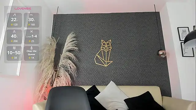 Nina voss online show from June 11, 2026, 2:53 am