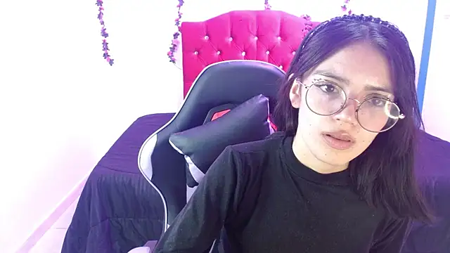 jaide16092020 online show from April 30, 2026, 8:49 pm