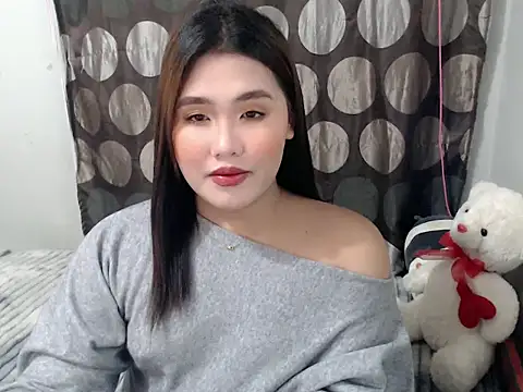 YourBaby Eva online show from April 26, 2026, 4:26 pm