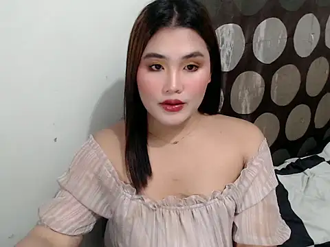 YourBaby Eva online show from April 25, 2026, 7:33 pm
