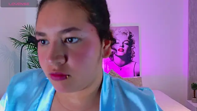 ChristinaMilian  online show from April 25, 2026, 11:24 am