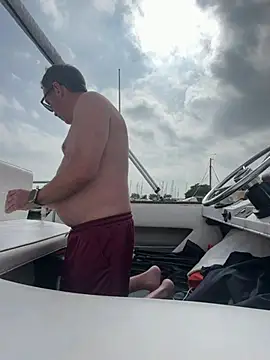 Snapshot of dadbod21 chatting on May 4, 2026, 2:31 pm dadbod21 online show from May 4, 2026, 2:31 pm