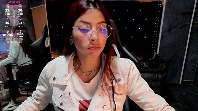 laurab91 online show from May 16, 2026, 4:00 am
