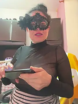 gattitta29 online show from May 26, 2026, 5:44 pm