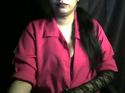 aaysha lov online show from May 8, 2026, 7:06 pm