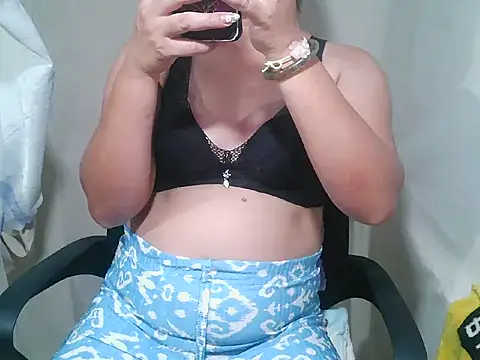 AsianHot Pussy online show from May 8, 2026, 12:09 pm