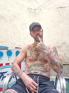 DuroHustler online show from July 16, 2026, 7:38 am
