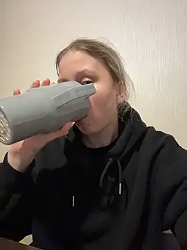 StaceyCross  online show from April 21, 2026, 8:26 pm