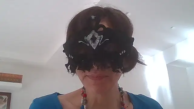 HelenTiAscolta online show from June 10, 2026, 4:08 pm