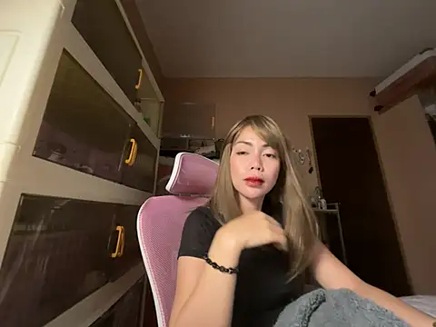 sweet glam online show from July 1, 2026, 1:00 pm