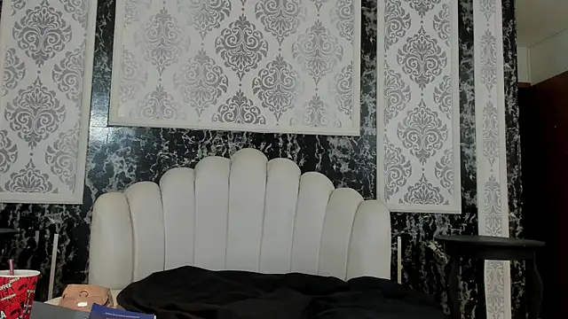 Agata Jade online show from May 26, 2026, 11:52 am