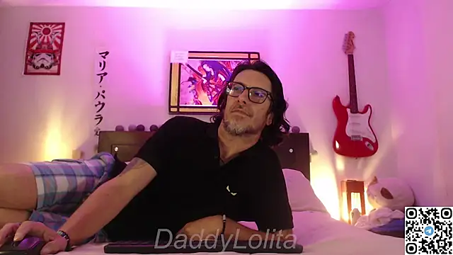 Snapshot of DaddyLolii chatting on May 10, 2026, 11:06 pm DaddyLolii online show from May 10, 2026, 11:06 pm