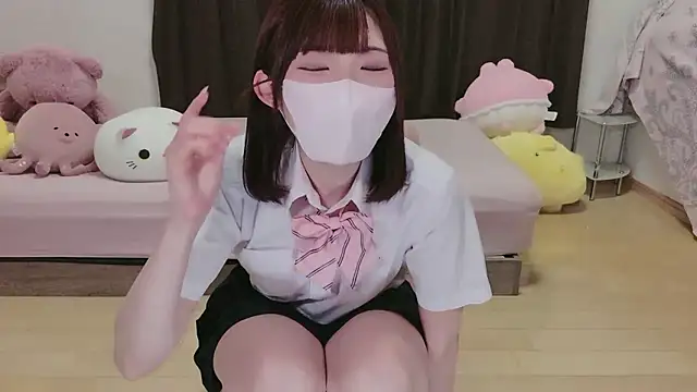 hiyo0001 online show from June 5, 2026, 2:45 pm