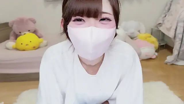 Snapshot of hiyo0001 chatting on August 3, 2026, 2:45 pm hiyo0001 online show from August 3, 2026, 2:45 pm
