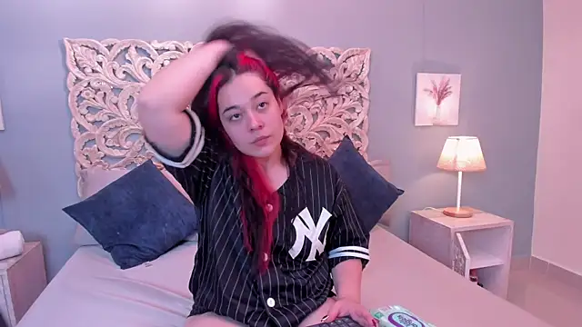 Sabrinna fox online show from May 10, 2026, 7:38 pm