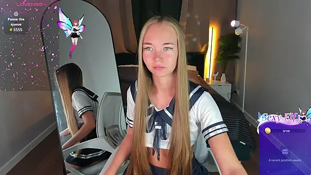 Milana Sorrento online show from June 19, 2026, 12:16 am