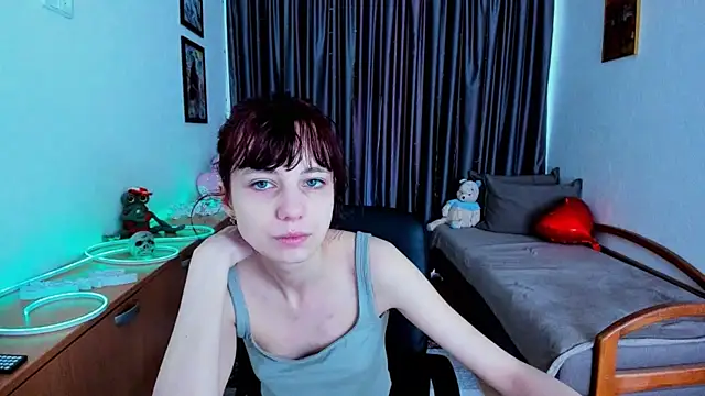 MiniLysii online show from June 10, 2026, 5:52 am