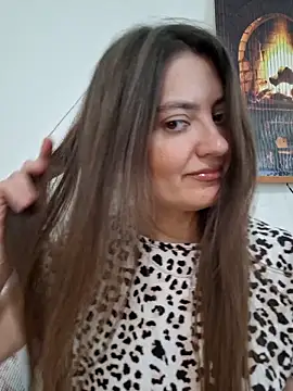 Alba2331 online show from May 27, 2026, 10:44 am