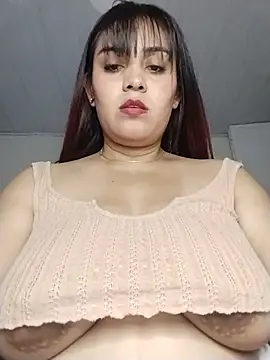 MiaKhaliFFa69 online show from July 4, 2026, 1:37 pm