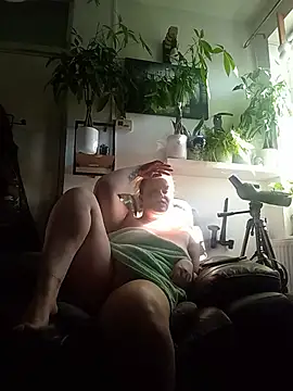 Maryquenn online show from June 8, 2026, 3:01 pm