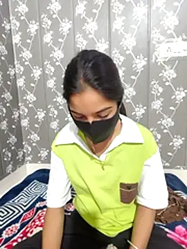 Ritu rani01 online show from May 1, 2026, 6:35 pm