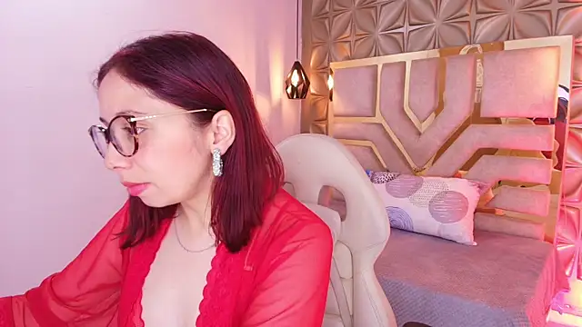 stephaniesun  online show from June 10, 2026, 12:50 pm