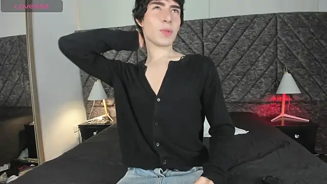 DemonFoxx online show from June 6, 2026, 12:21 pm